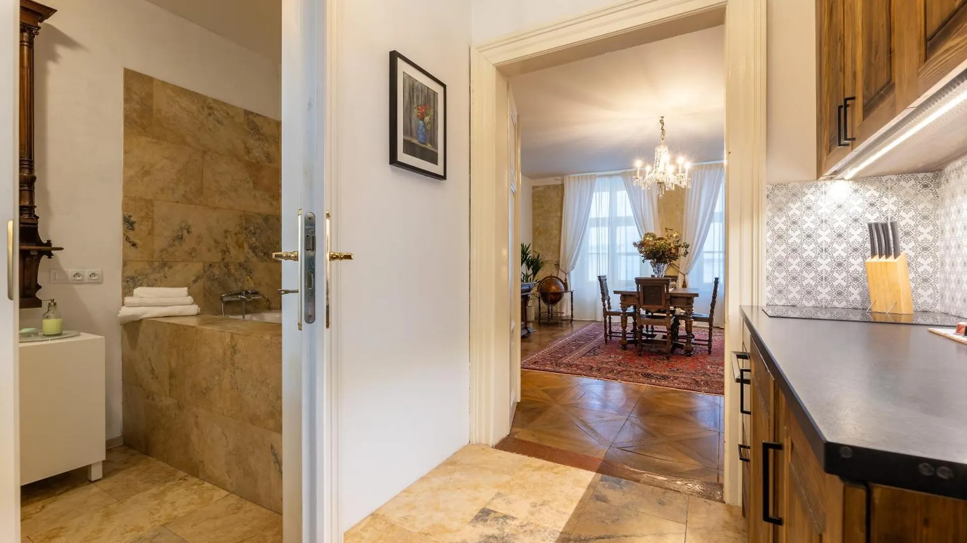 King'S Royal Apartments In City Centre براغ جمهورية التشيك